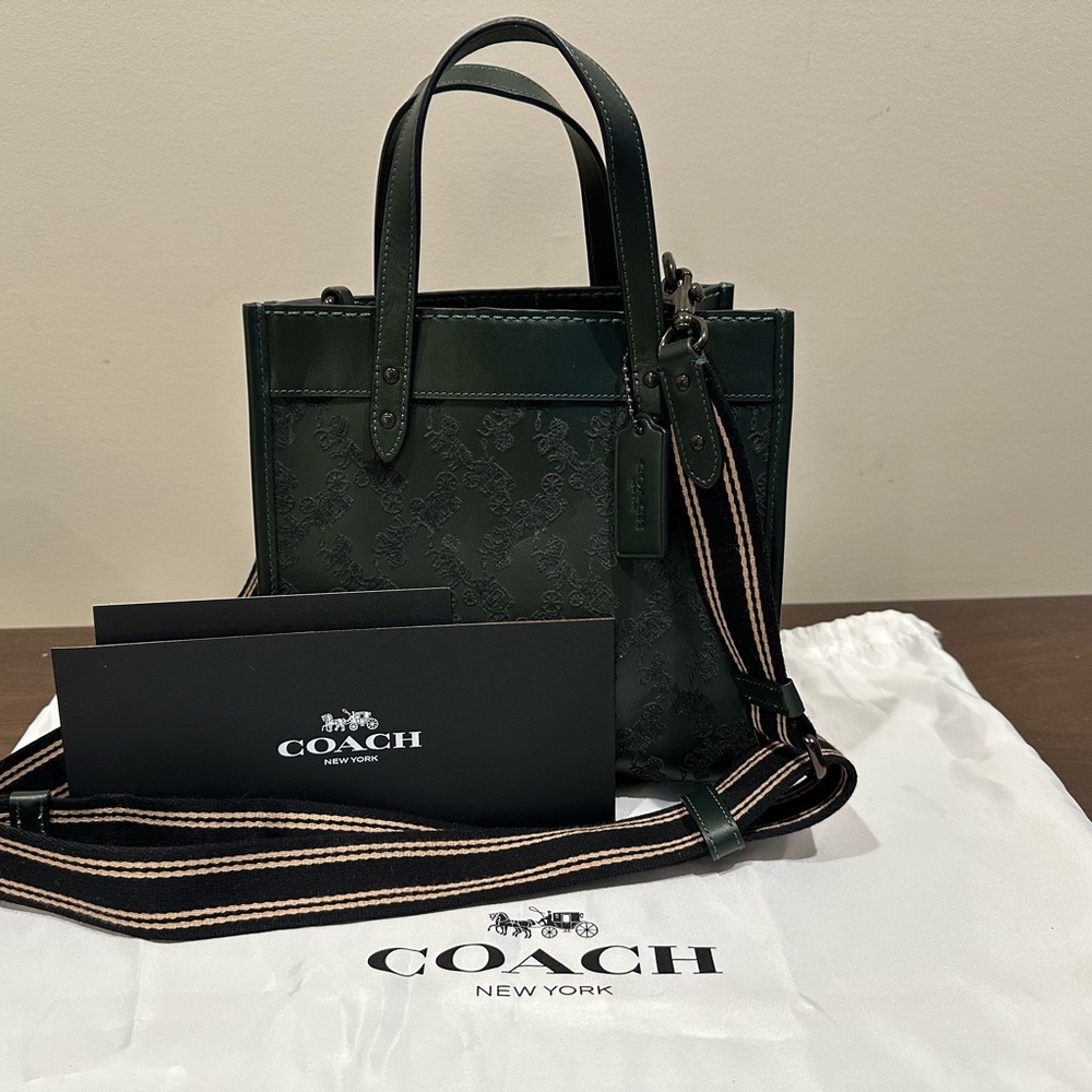 Coach Field 22 Mini Tote